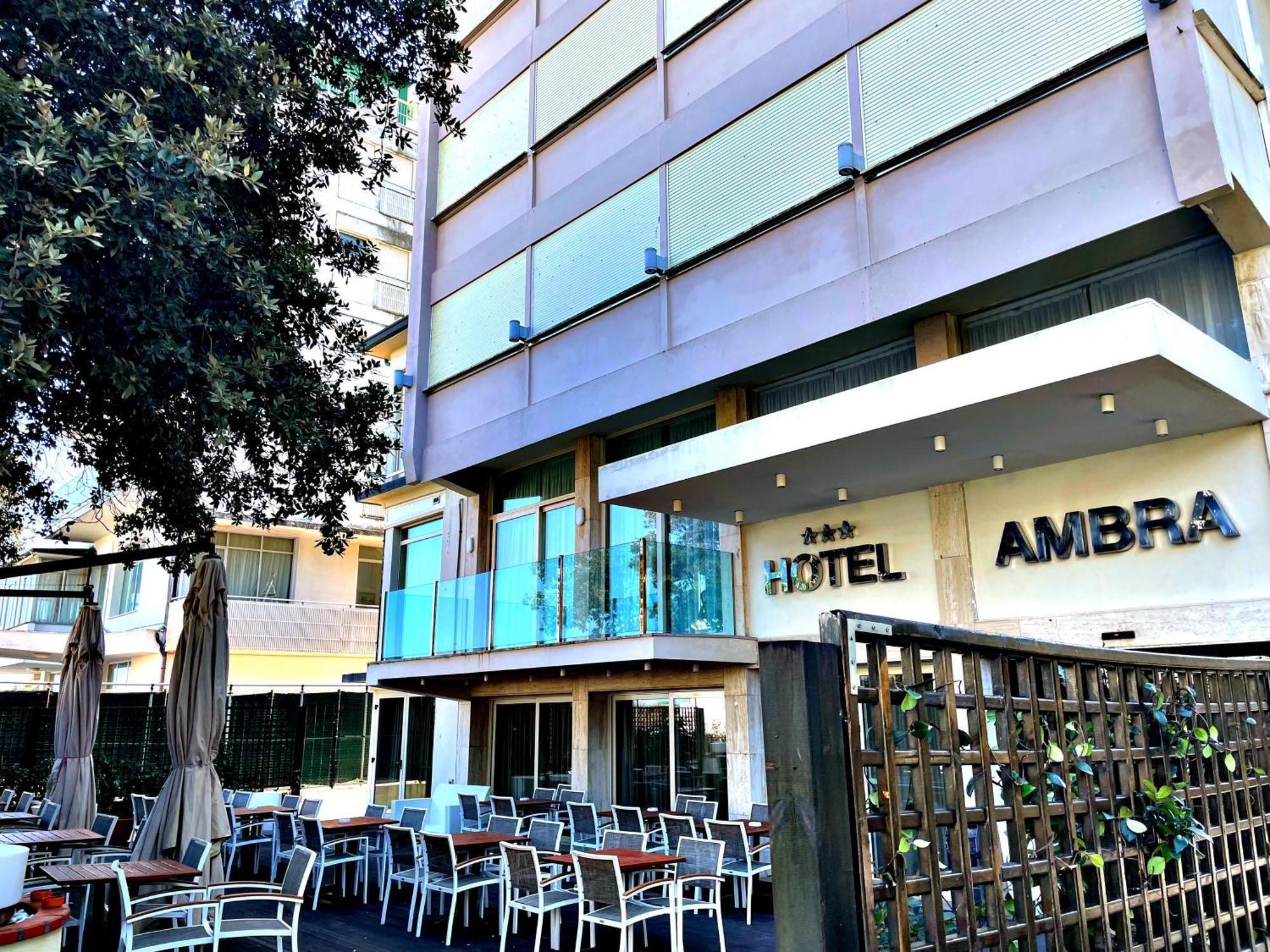 Hotel Ambra Milano Marittima Kültér fotó