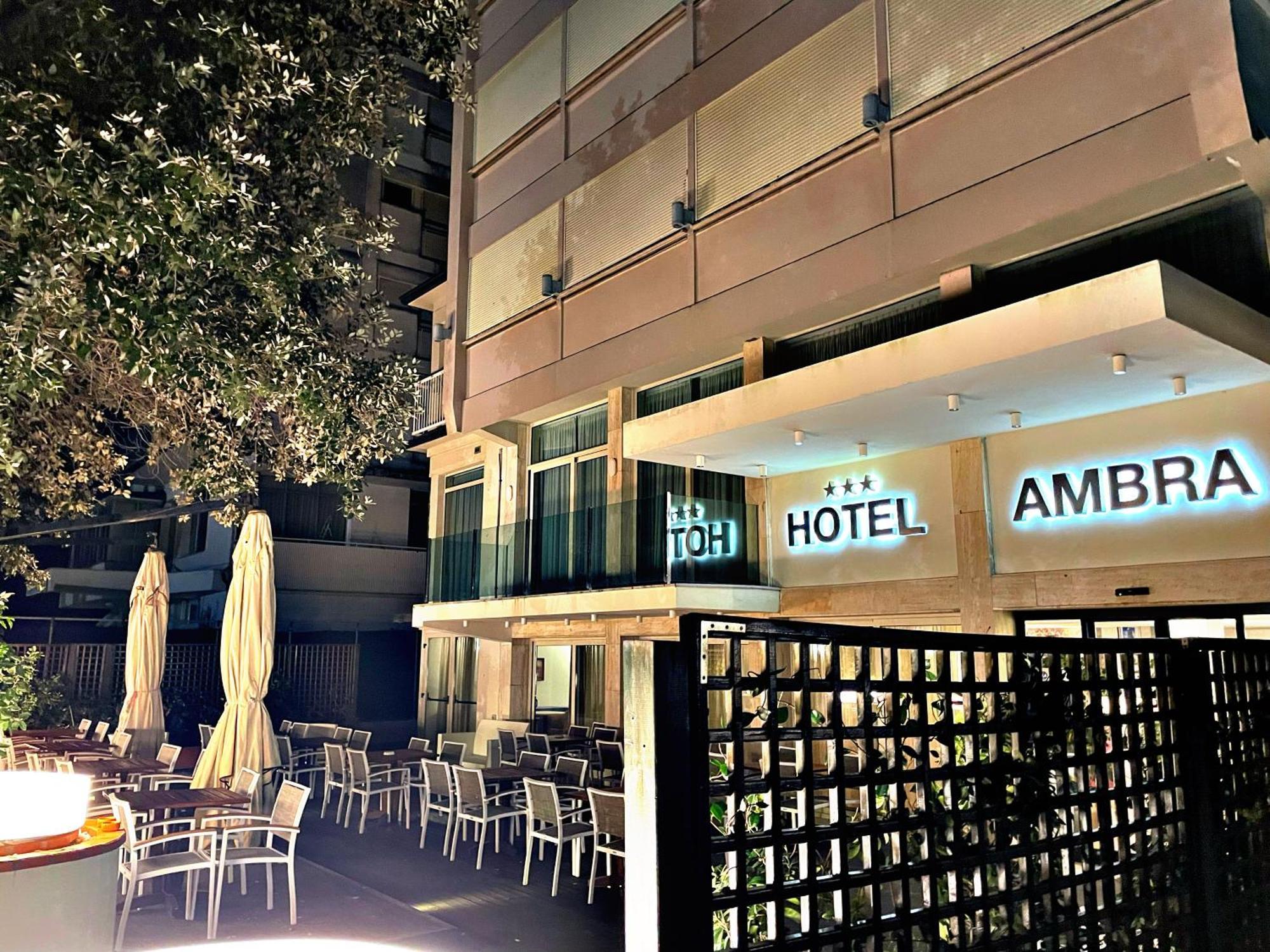 Hotel Ambra Milano Marittima Kültér fotó
