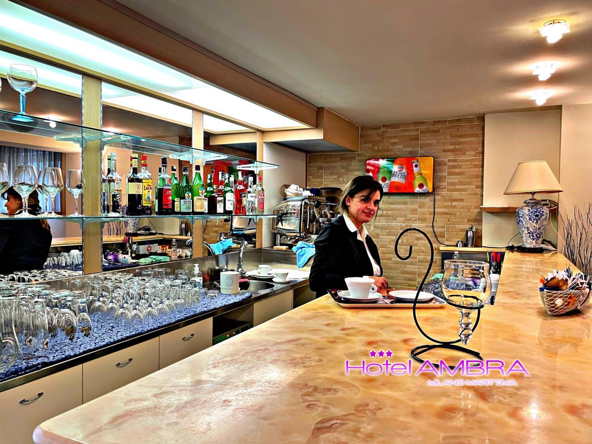 Hotel Ambra Milano Marittima Kültér fotó