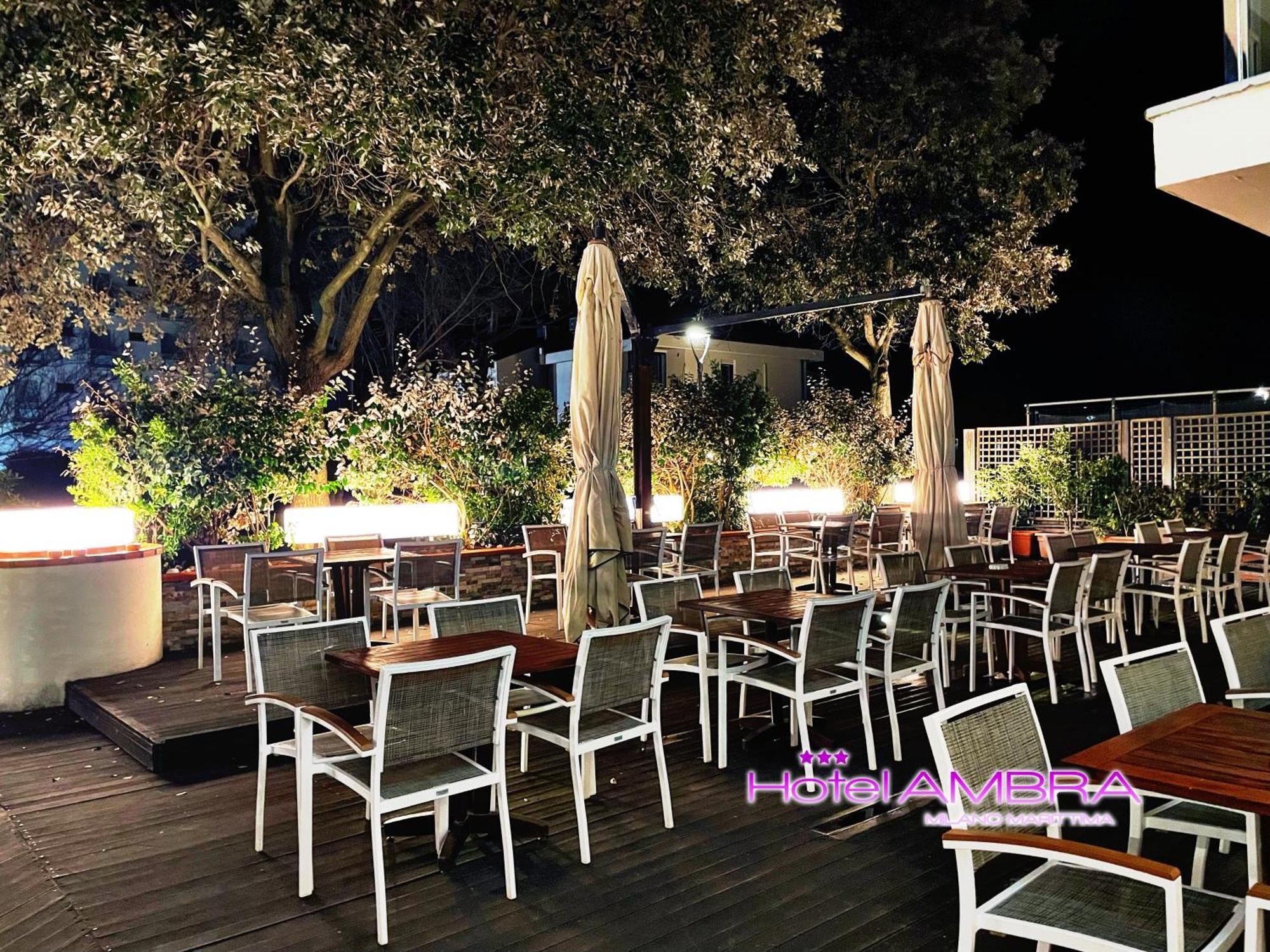 Hotel Ambra Milano Marittima Kültér fotó