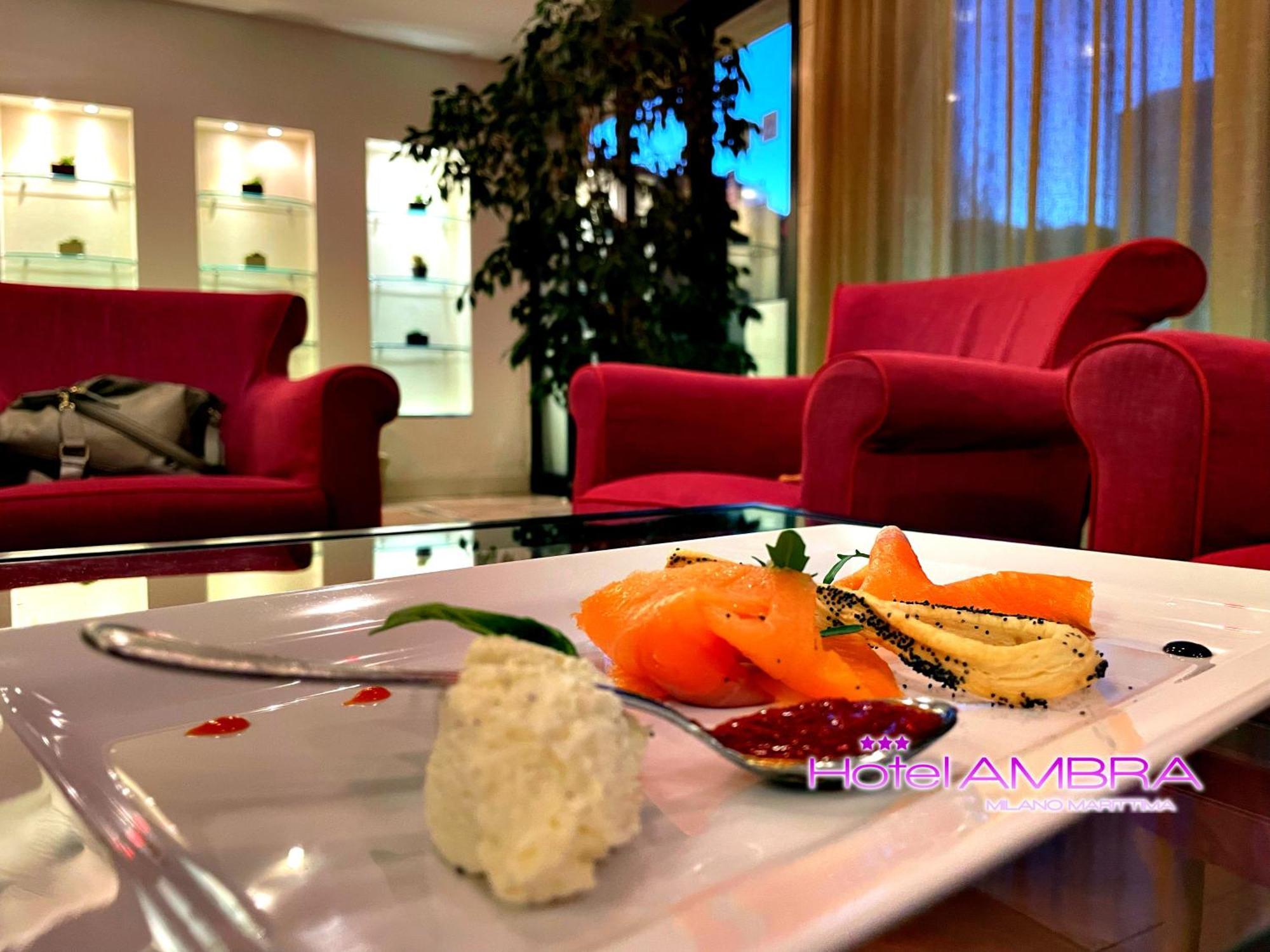 Hotel Ambra Milano Marittima Kültér fotó