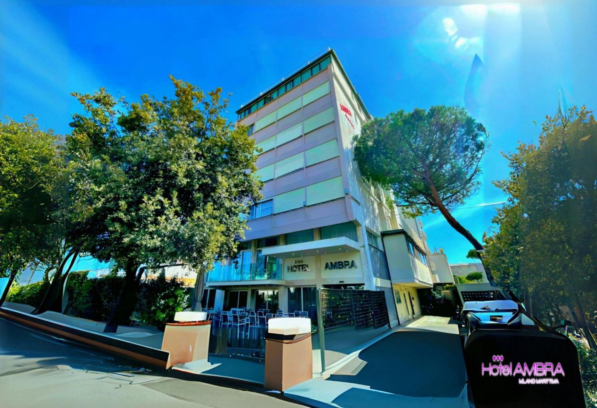 Hotel Ambra Milano Marittima Kültér fotó